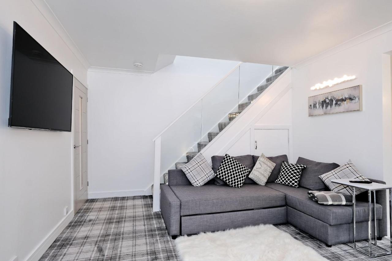 Contemporary Highland House Close To Town And Ben Nevis Fort William Exterior foto